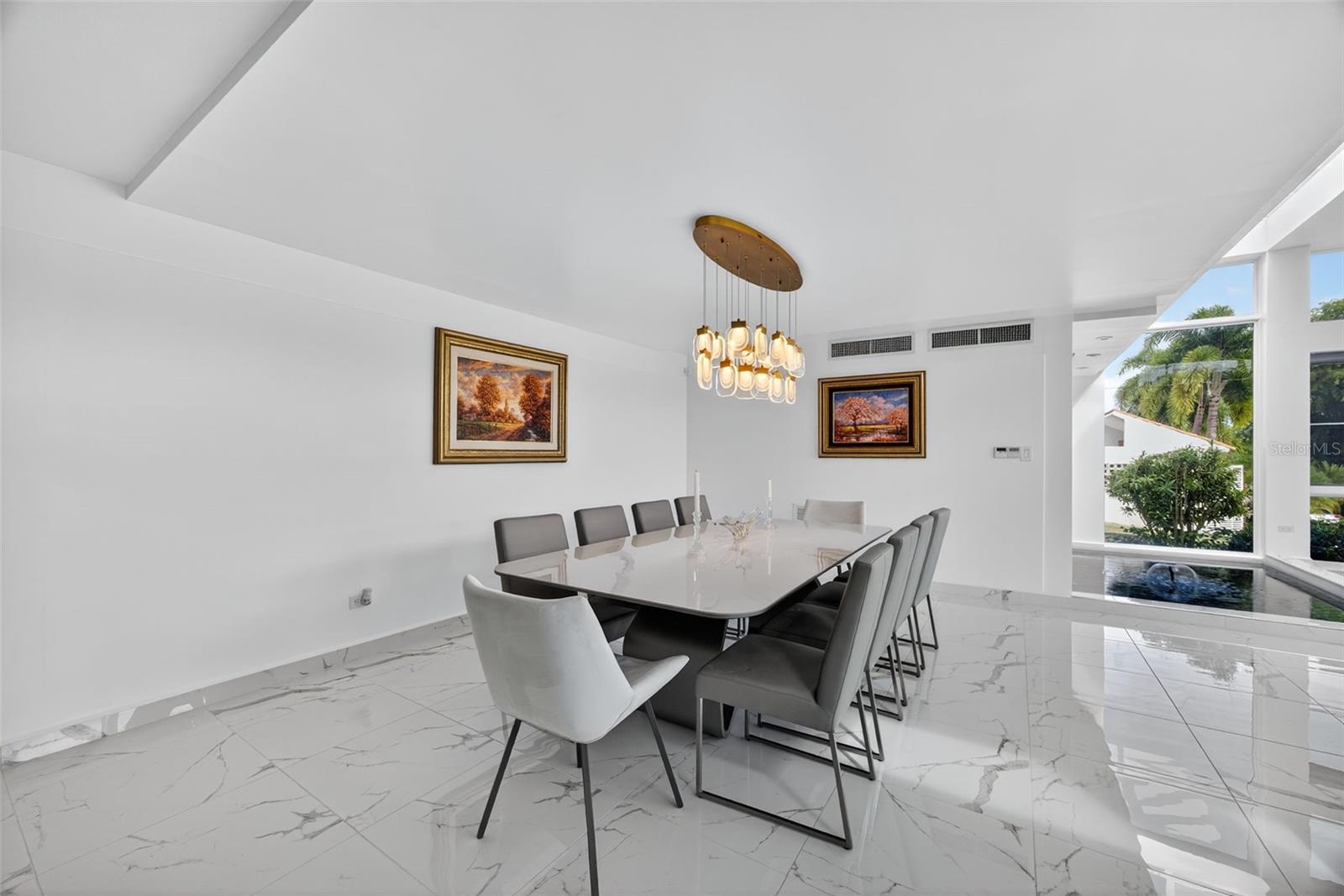 GARDEN HILLS SUR - Residential