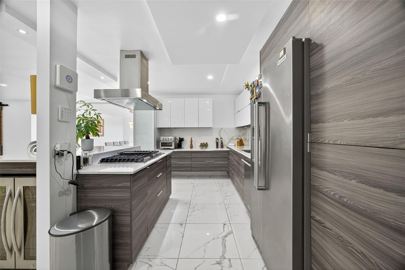 GARDEN HILLS SUR - Residential