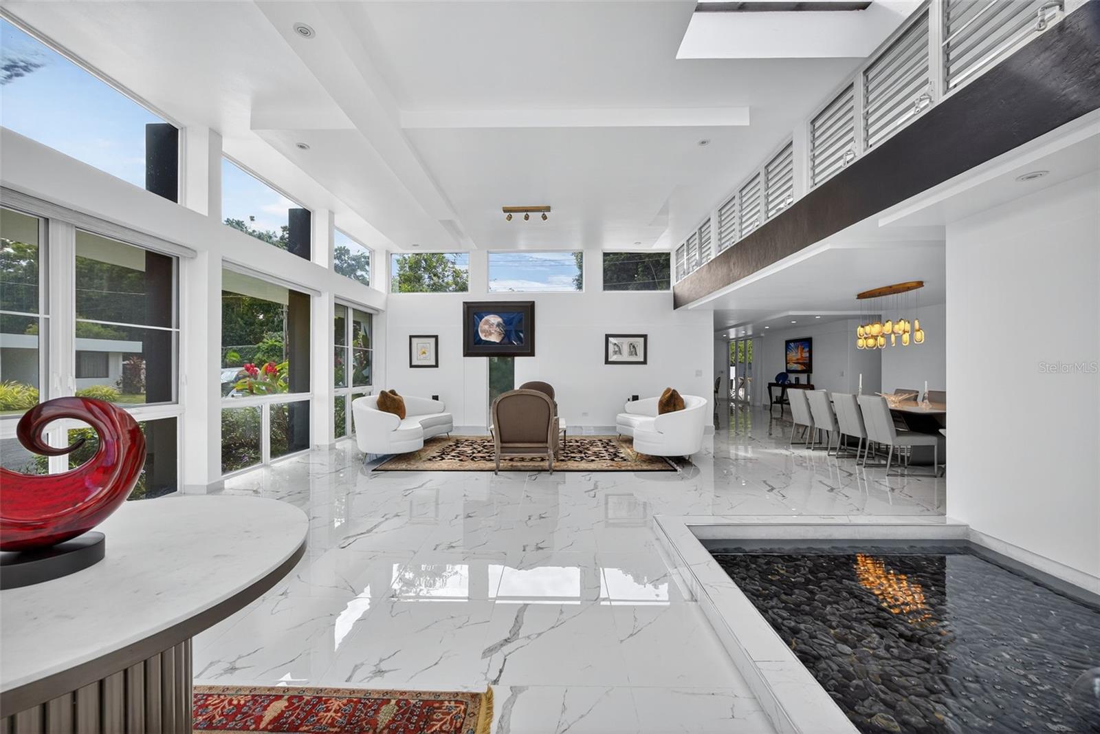 GARDEN HILLS SUR - Residential