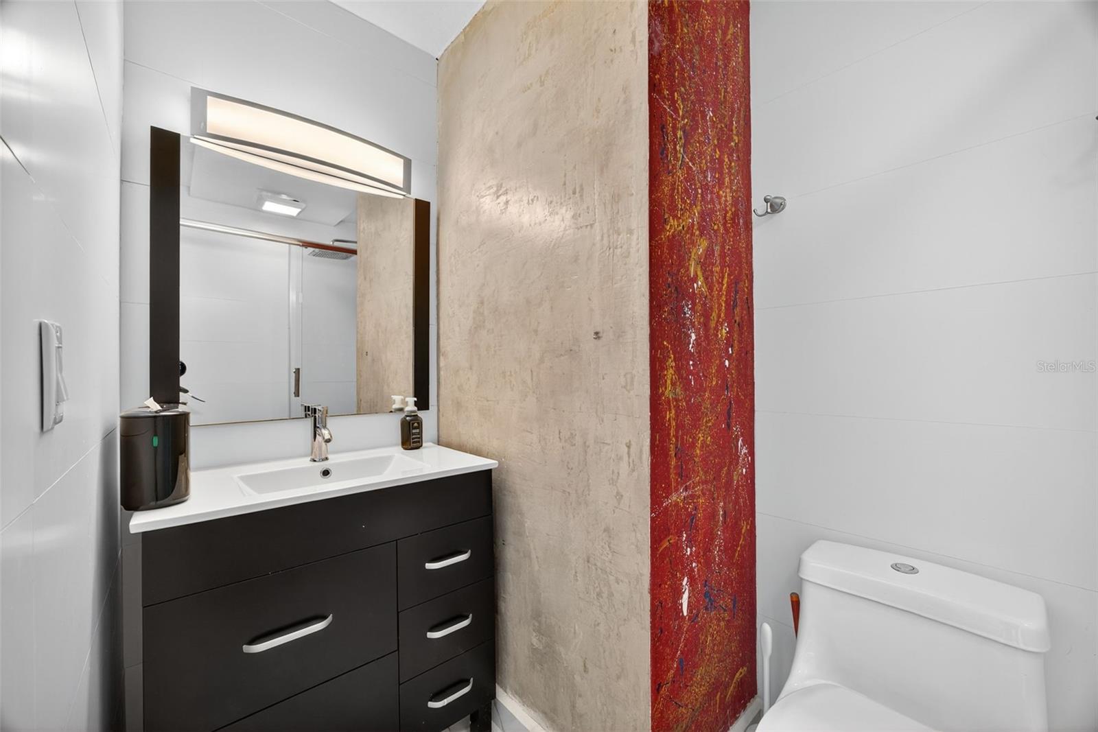 GARDEN HILLS SUR - Residential