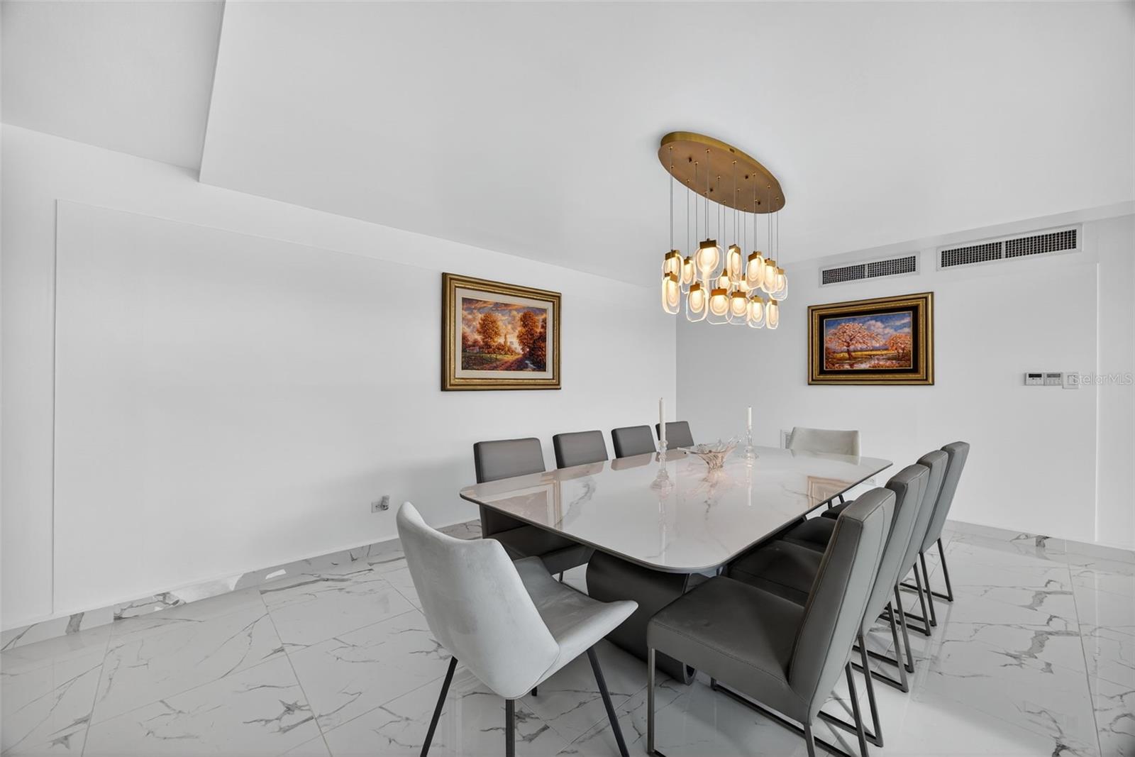 GARDEN HILLS SUR - Residential