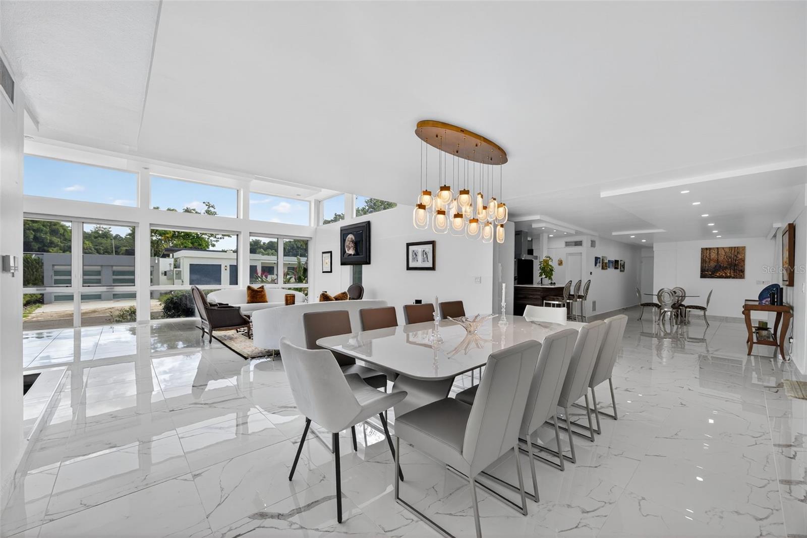 GARDEN HILLS SUR - Residential