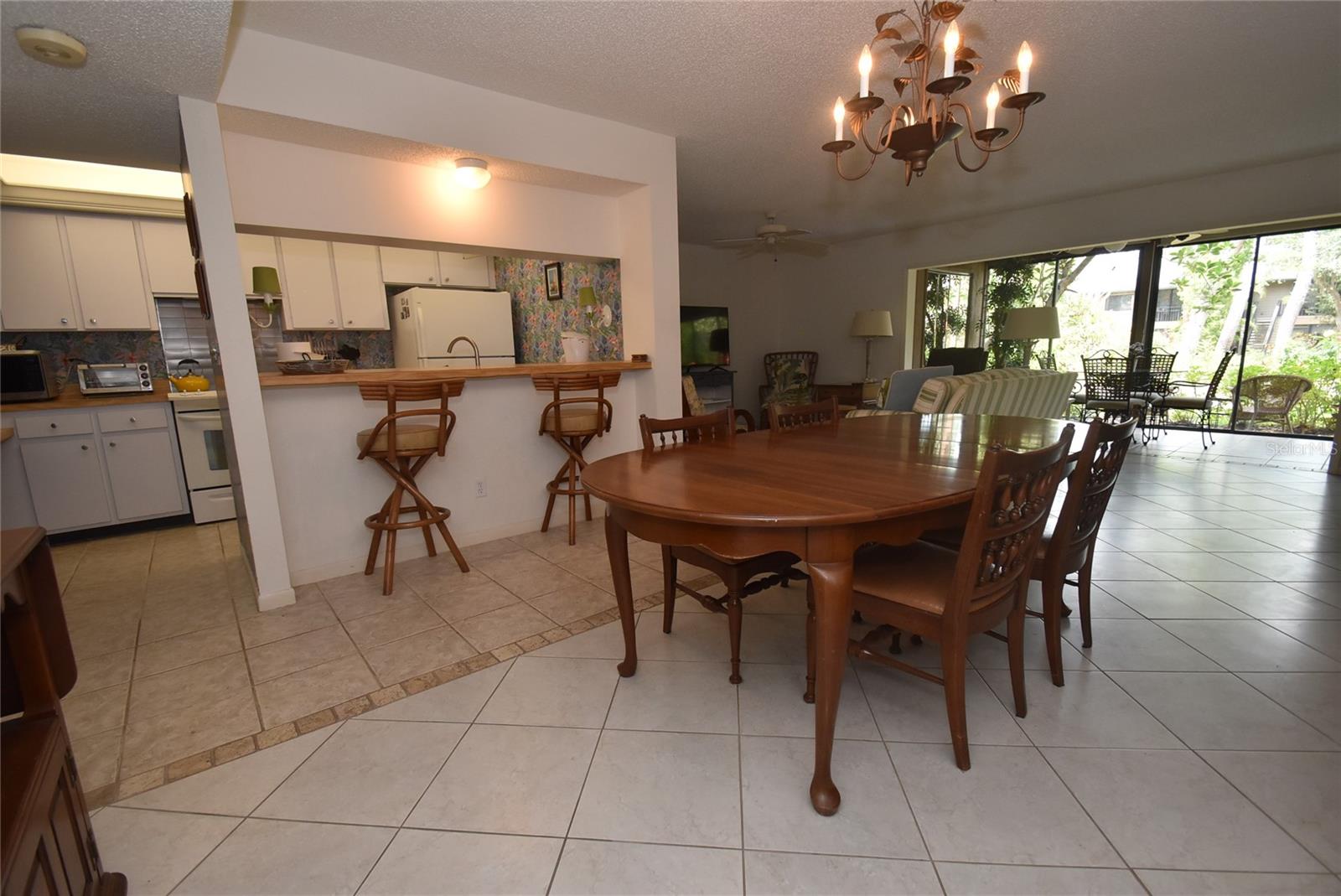 PELICAN COVE XIV - Residential Lease