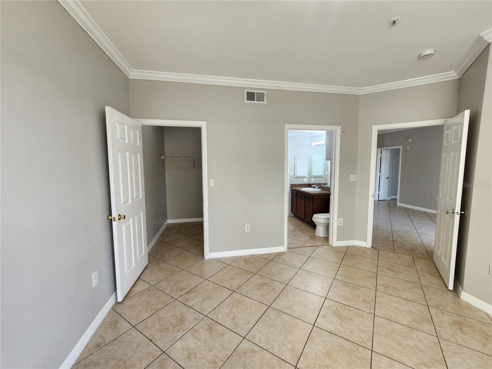 GREENS CONDO - Residential Lease