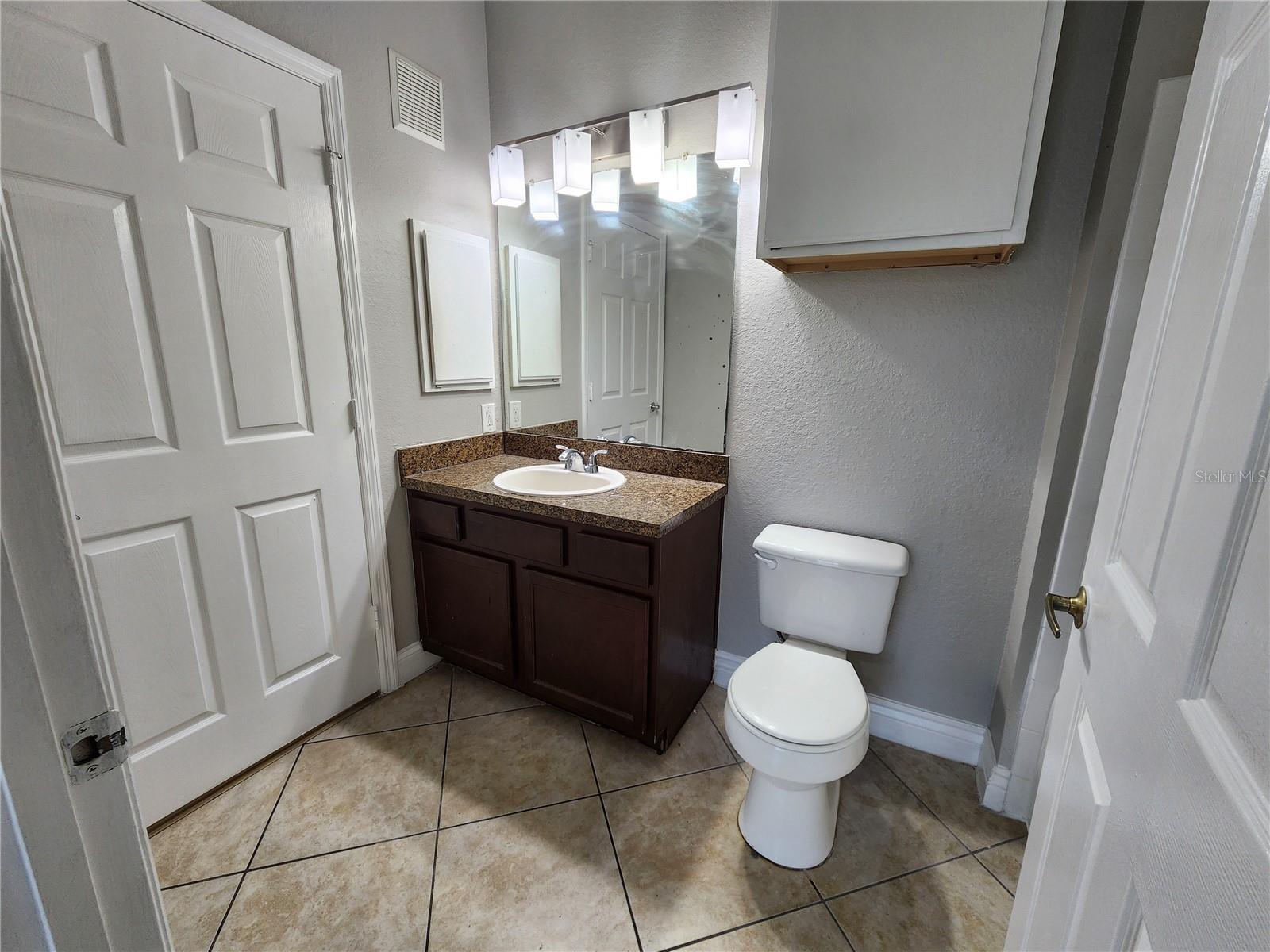 GREENS CONDO - Residential Lease