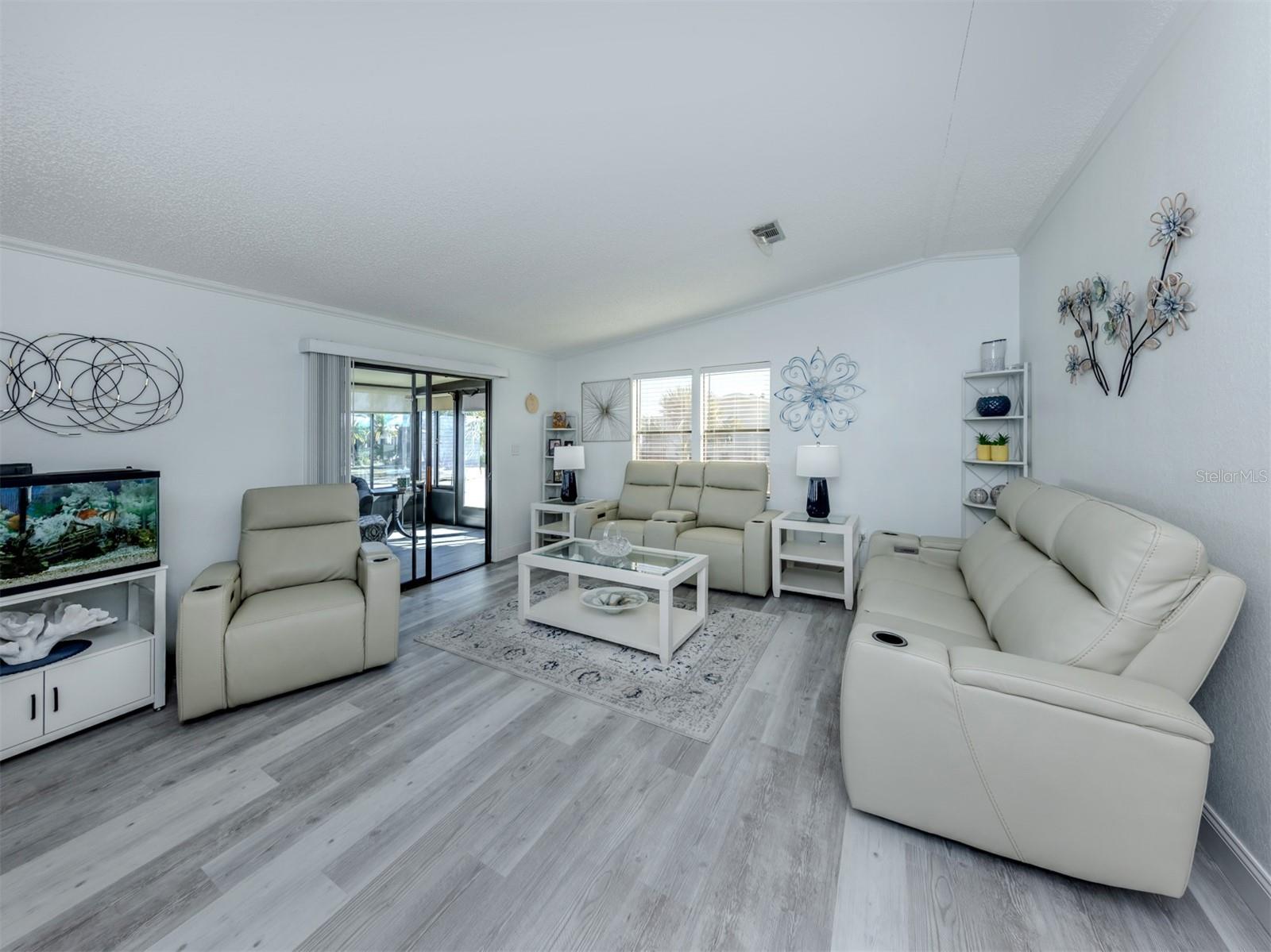 HARBOR ISLES IV - Residential