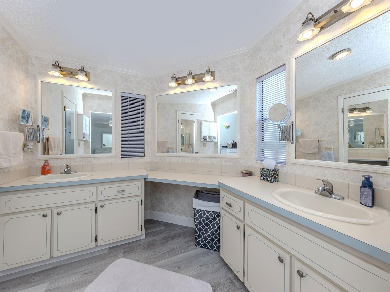 HARBOR ISLES IV - Residential