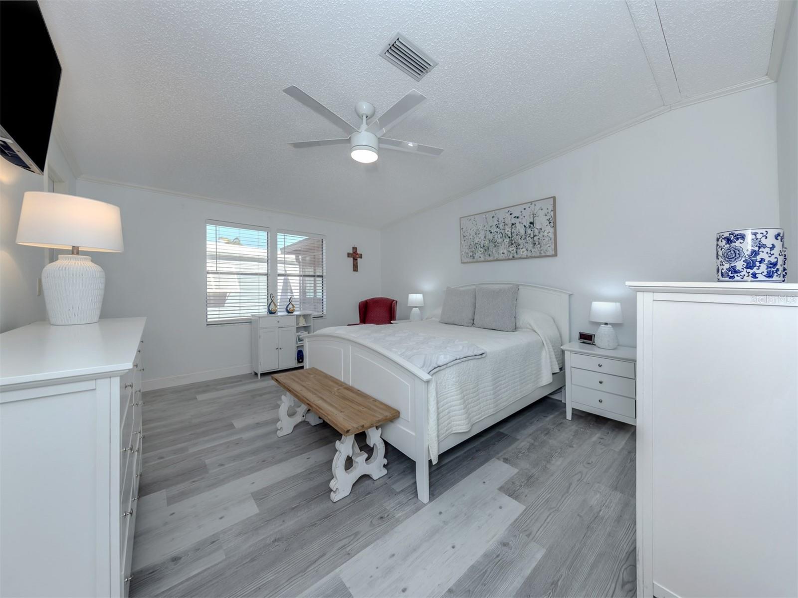 HARBOR ISLES IV - Residential