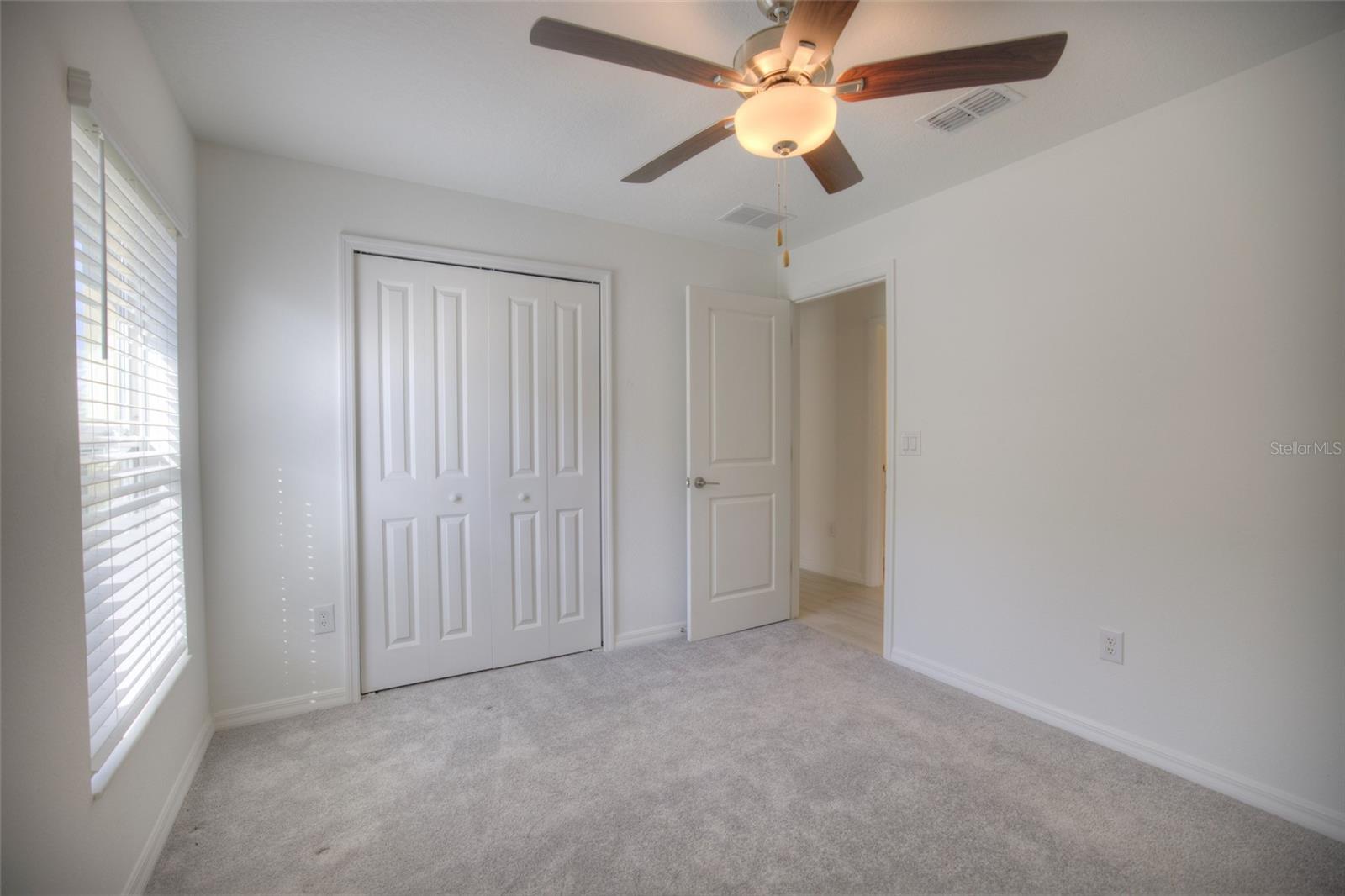 PROSPERITY LAKES - Residential