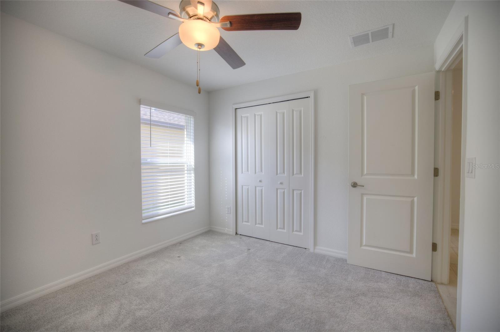 PROSPERITY LAKES - Residential