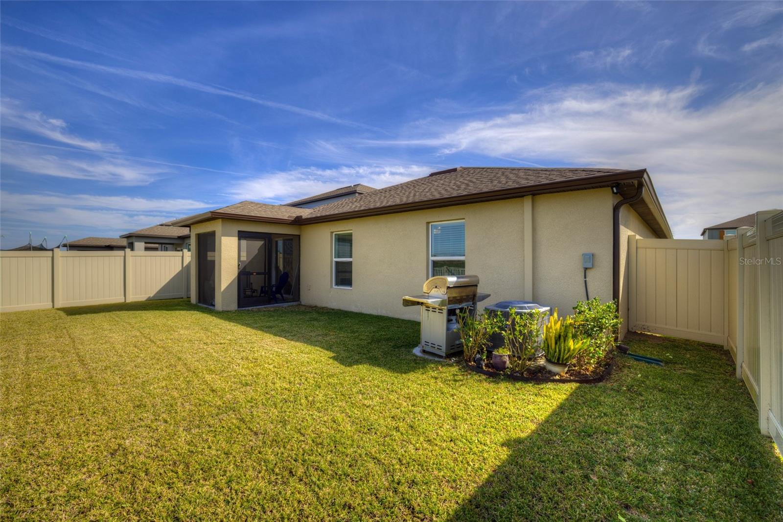 PROSPERITY LAKES - Residential