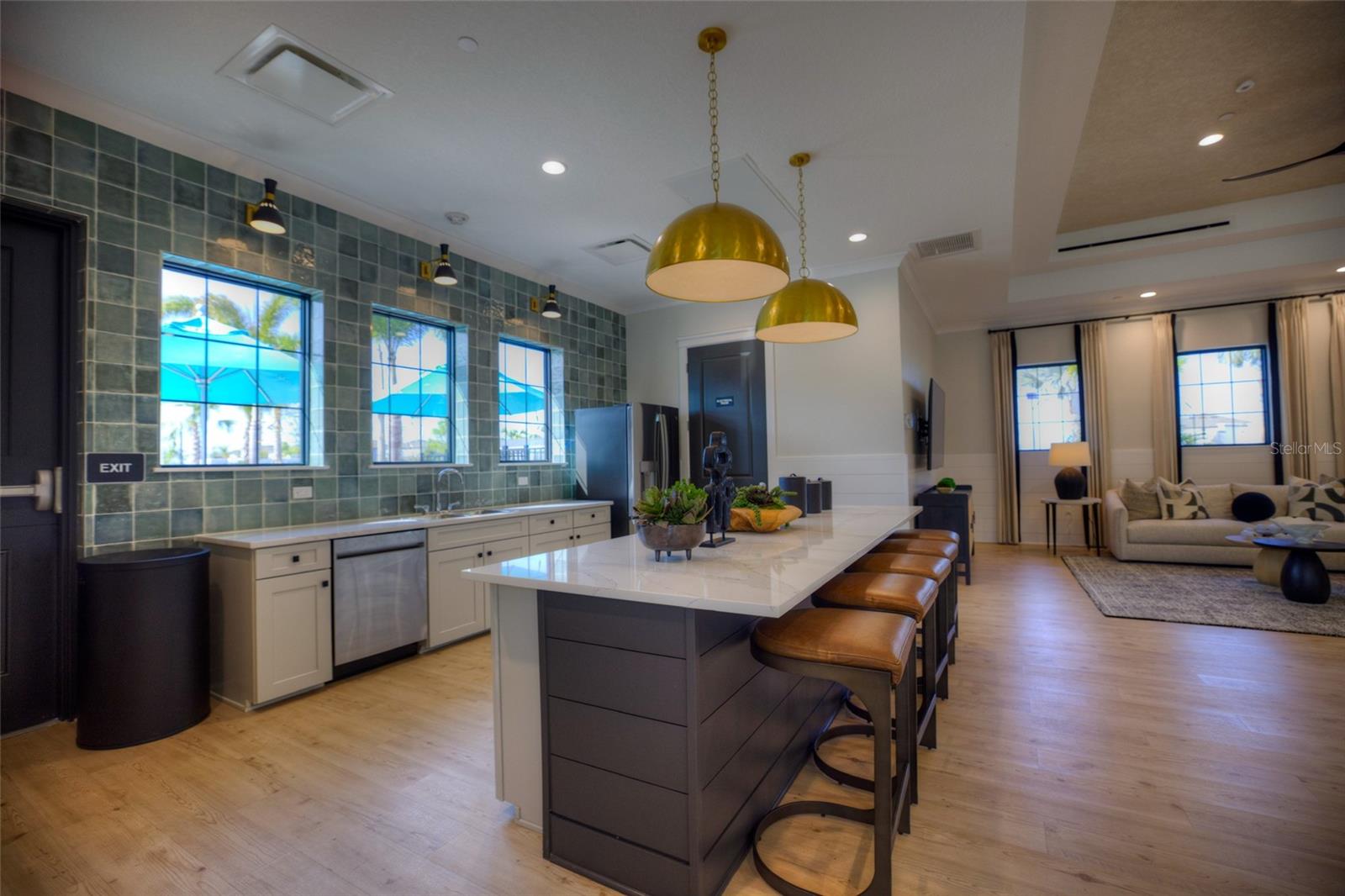 PROSPERITY LAKES - Residential