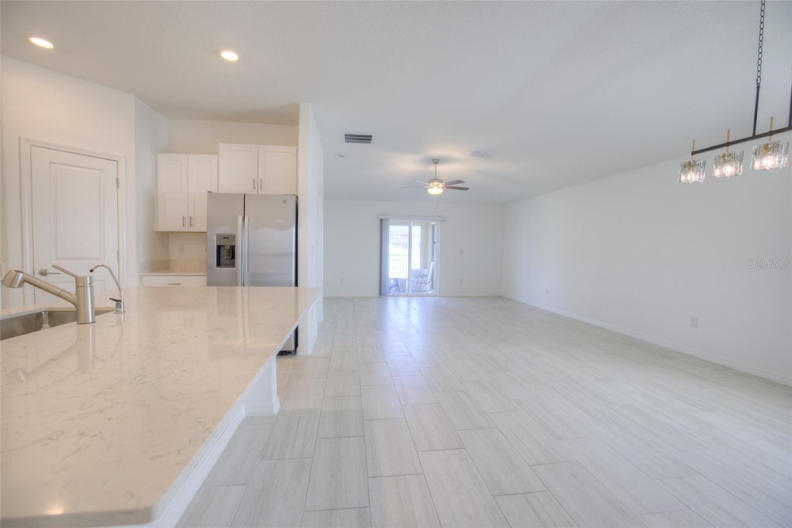 PROSPERITY LAKES - Residential