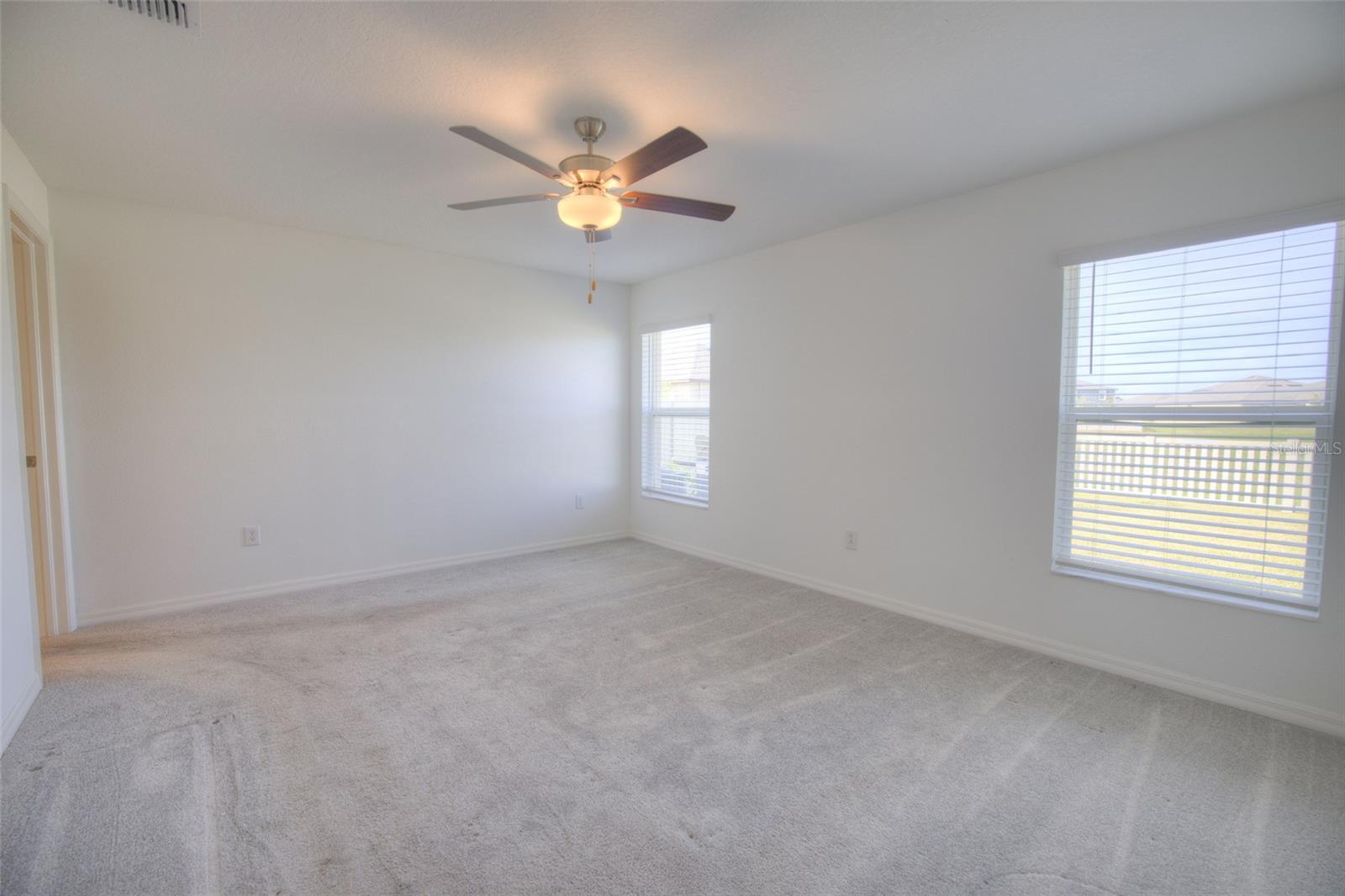 PROSPERITY LAKES - Residential