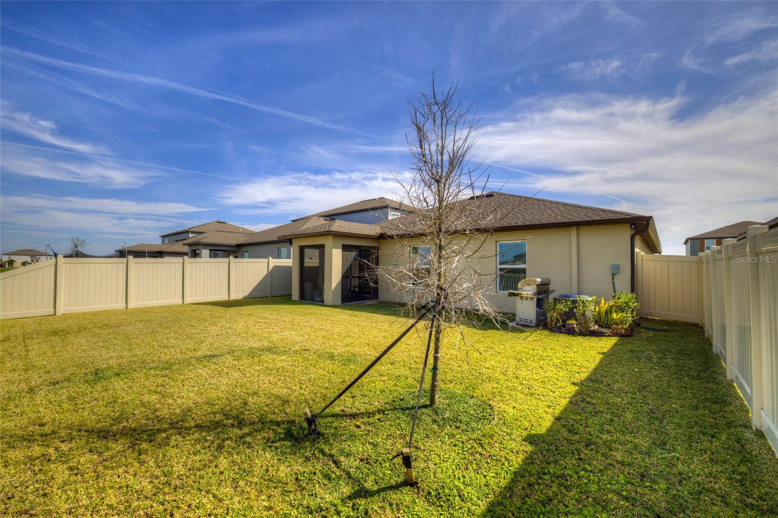 PROSPERITY LAKES - Residential