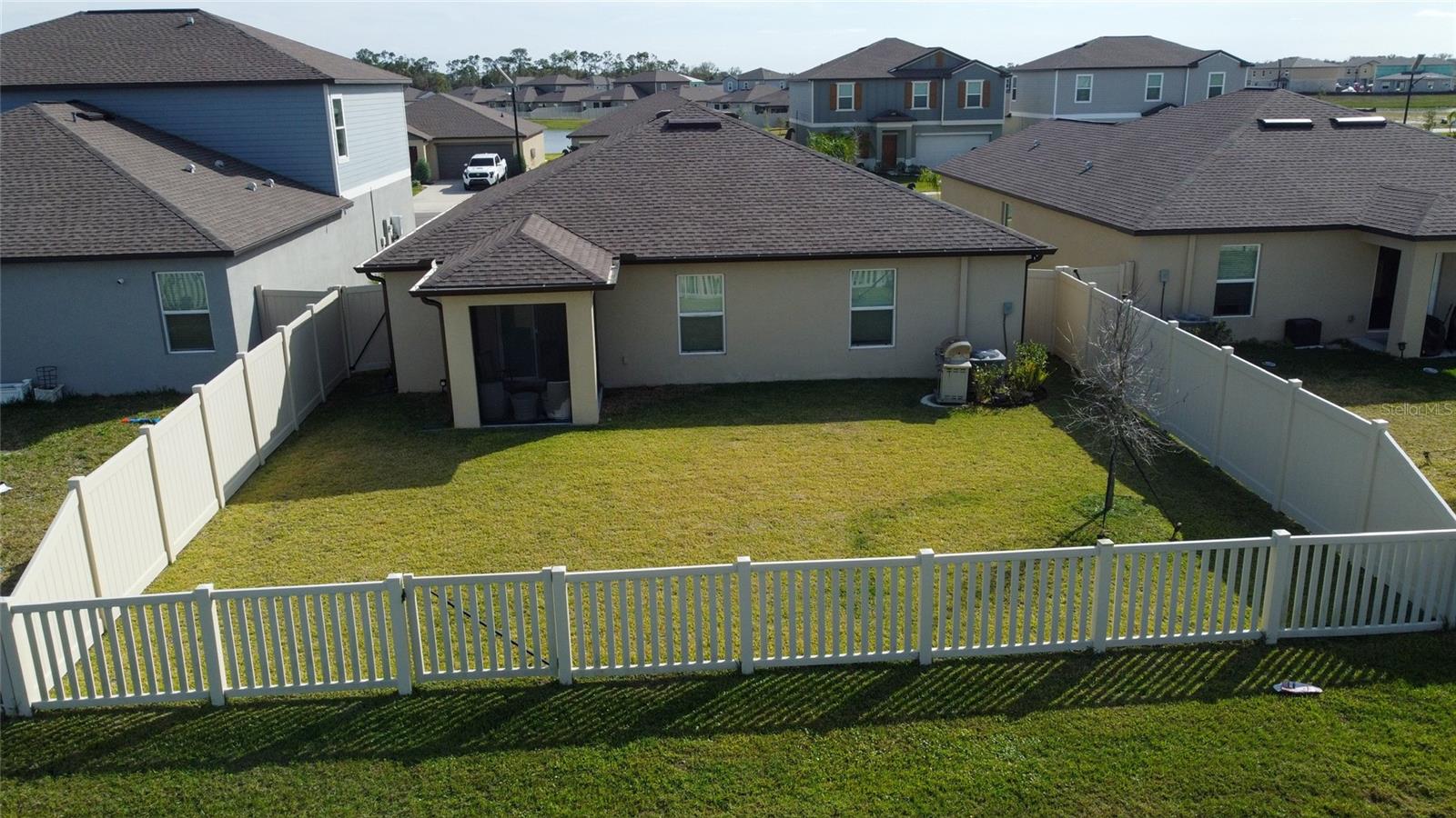 PROSPERITY LAKES - Residential