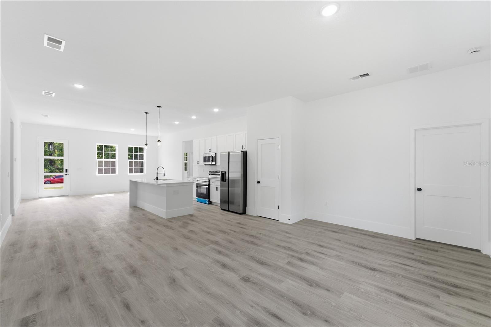 CITRUS SPGS UNIT 19 - Residential
