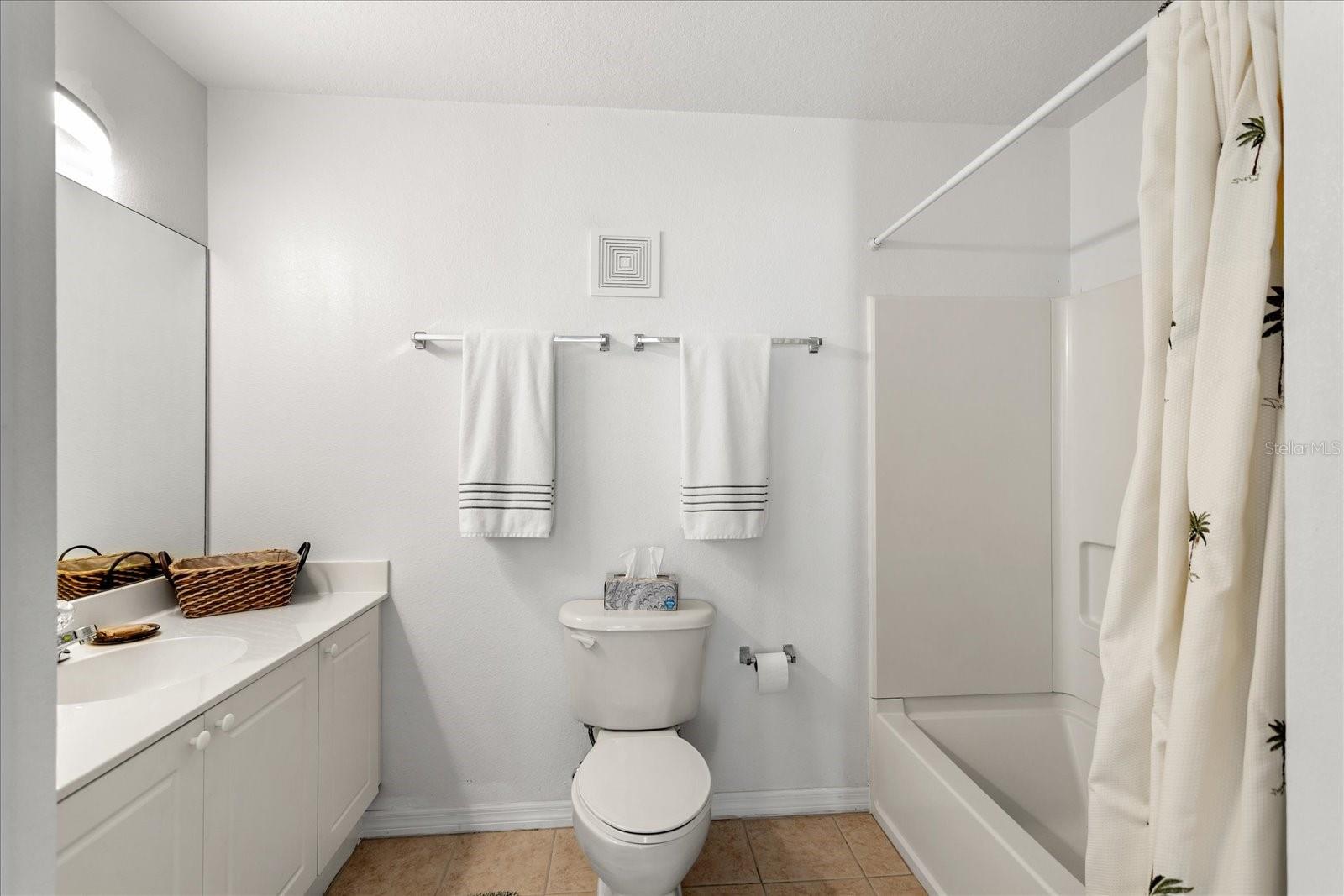 GRAND PALMS CONDO - Residential