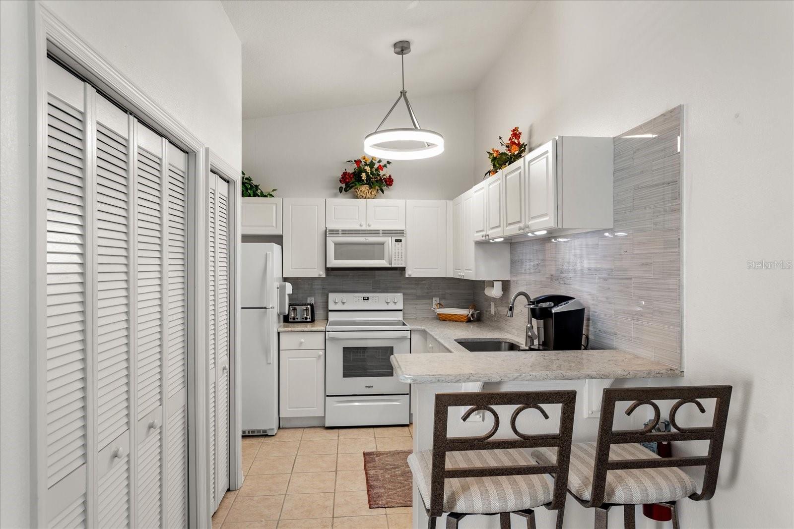 GRAND PALMS CONDO - Residential