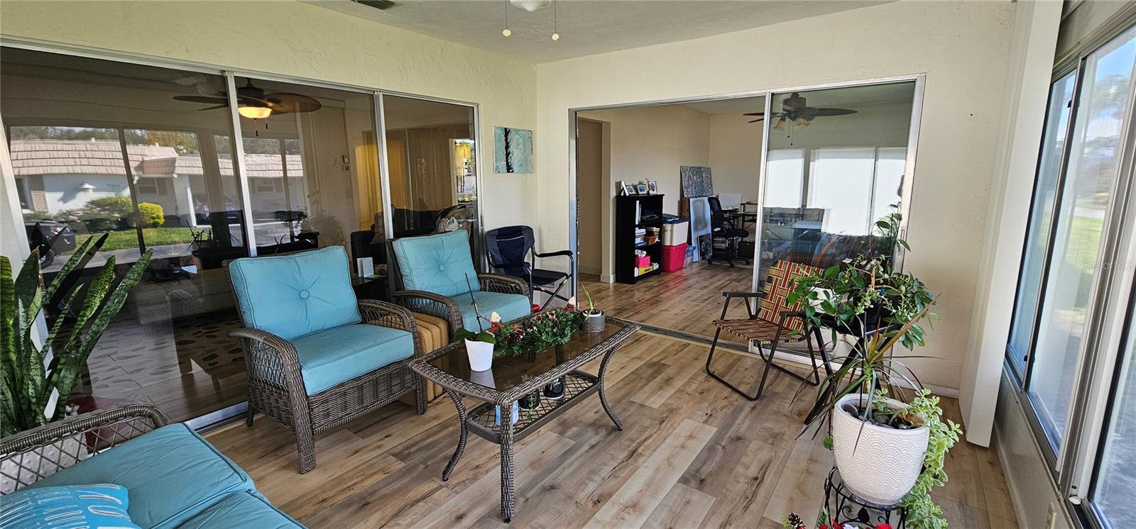 STRATHMORE RIVERSIDE III - Residential Lease