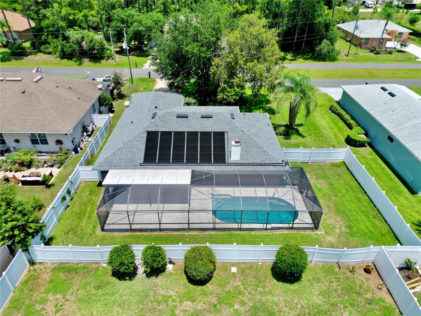 12 EASTMOOR LANE