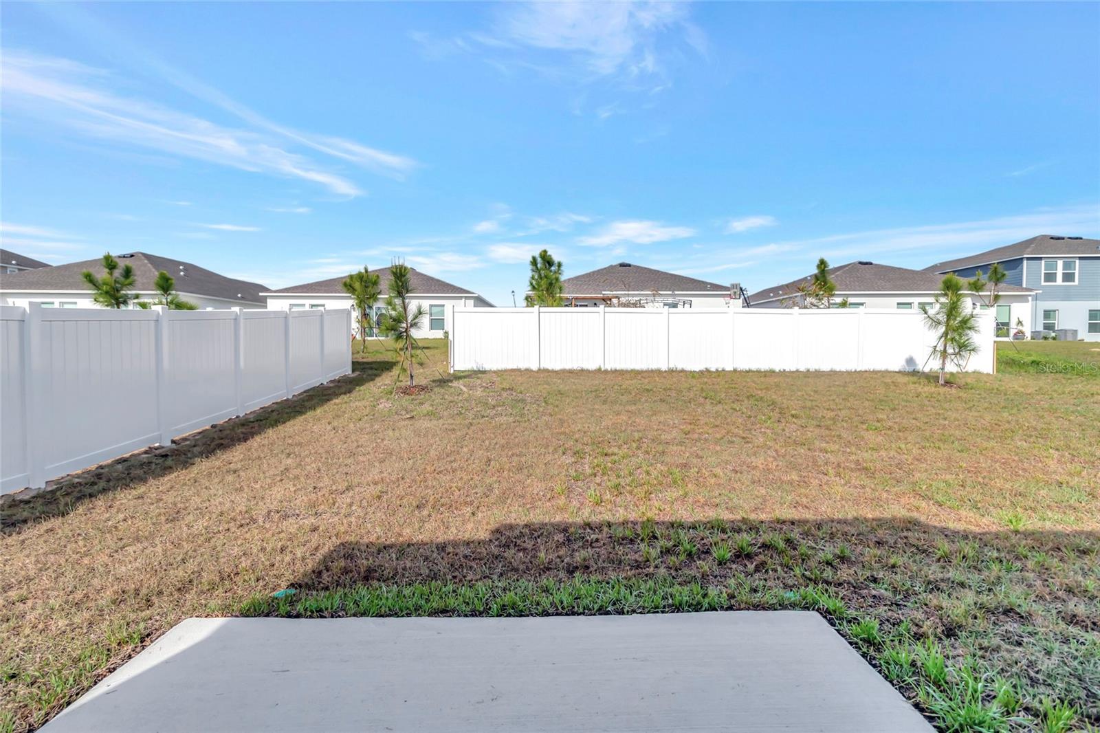 HIDDEN RIDGE AT ESTATES - Residential Lease