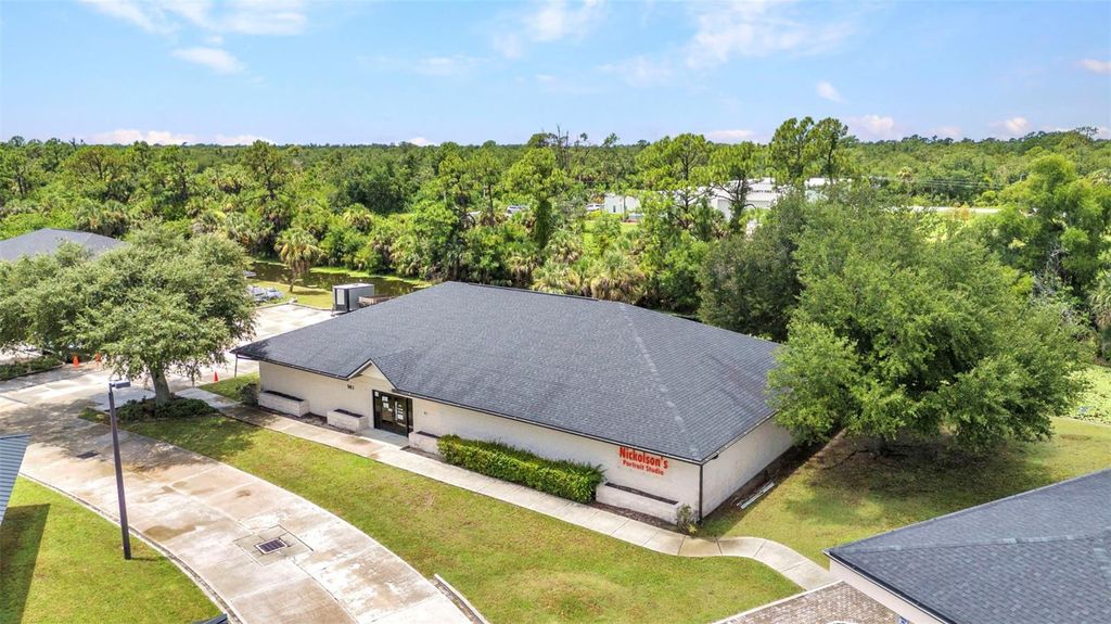 Photo of 983 Tamiami Trail, Port Charlotte, FL 33953 (MLS # C7512982)