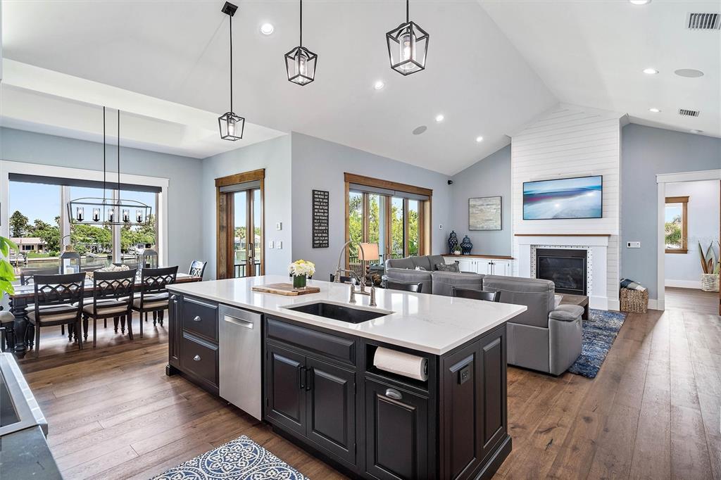 NORTH VINA DEL MAR 1ST ADD - Residential