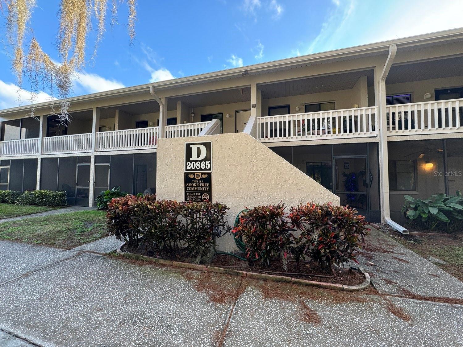 PARADISE LAKES RESORT CONDO - Residential Lease