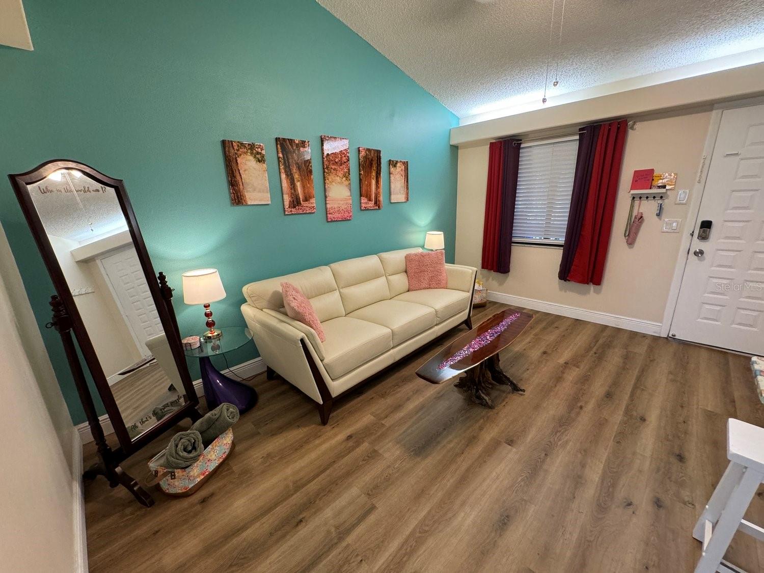 PARADISE LAKES RESORT CONDO - Residential Lease