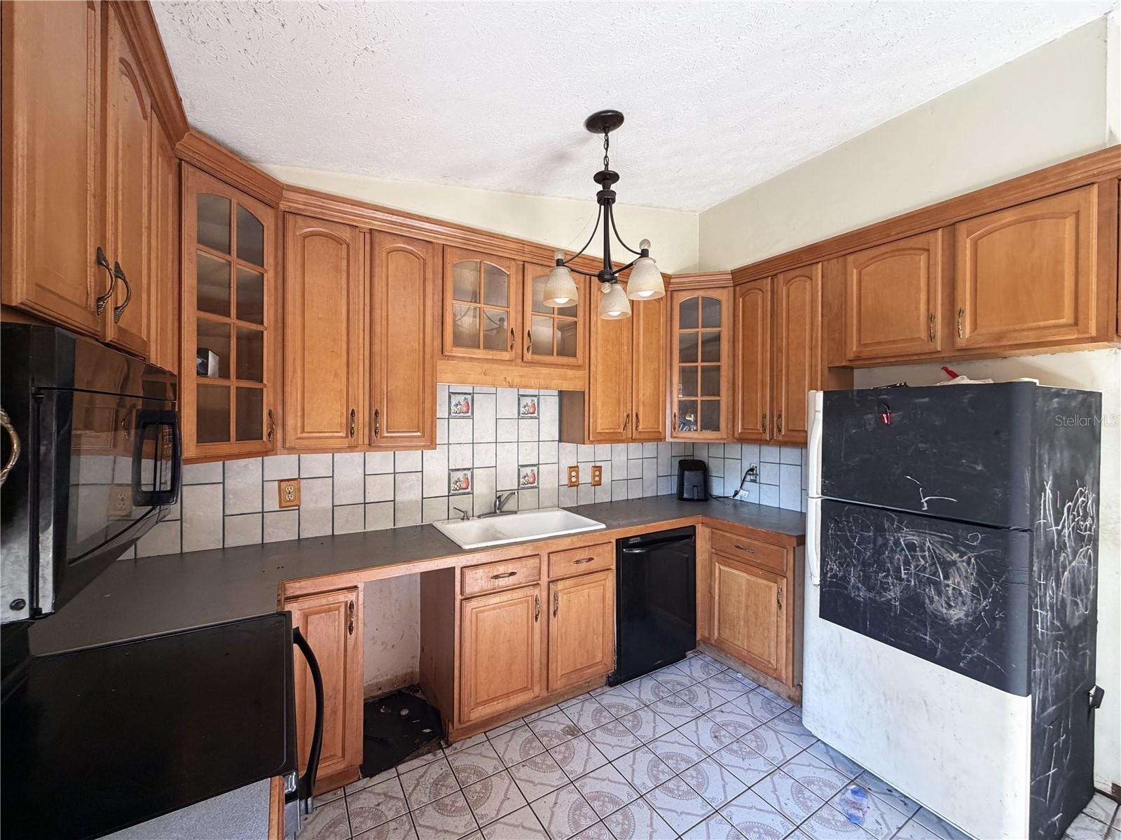 14705 PENGUIN PLACE