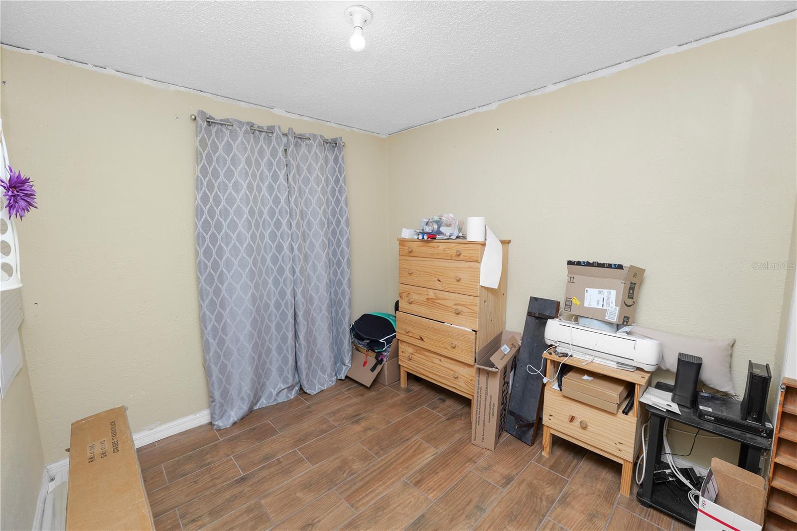 CRESCENT RIDGE - Residential