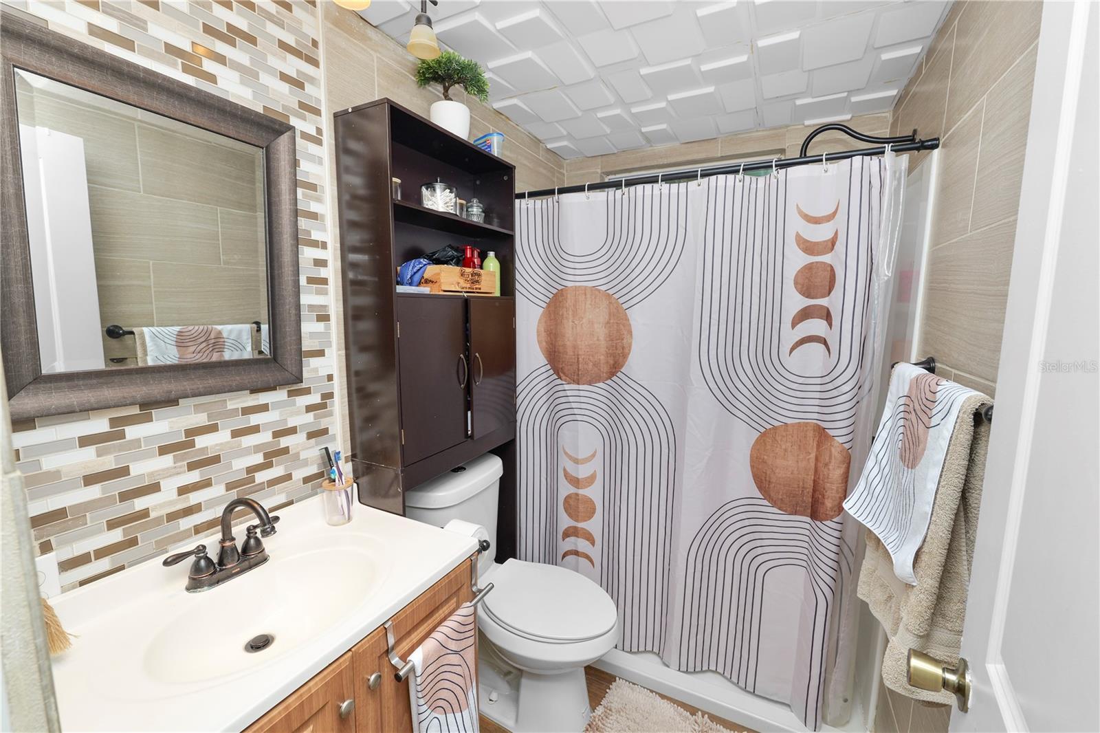 CRESCENT RIDGE - Residential