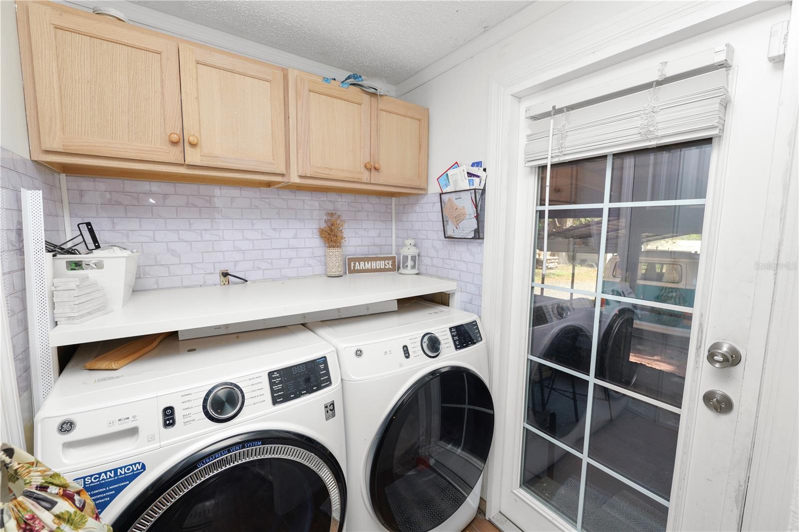 CRESCENT RIDGE - Residential