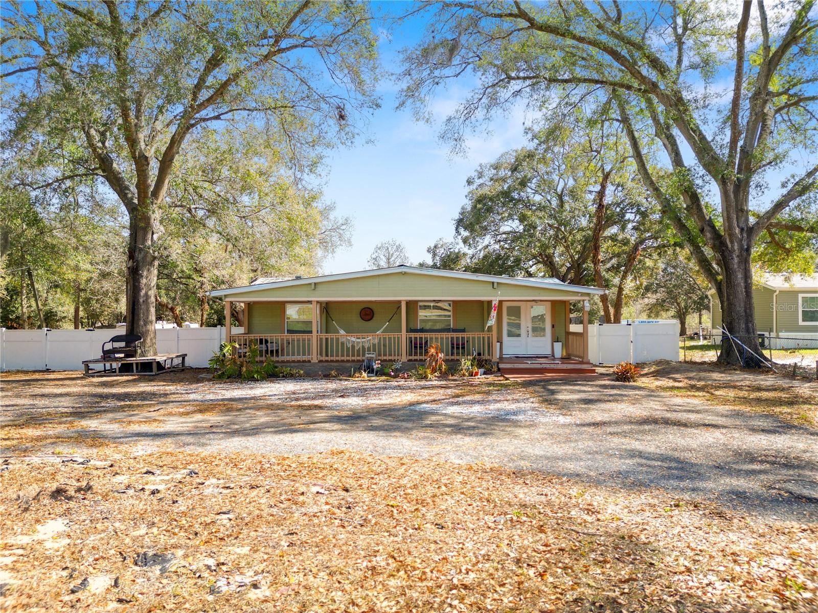 CRESCENT RIDGE - Residential