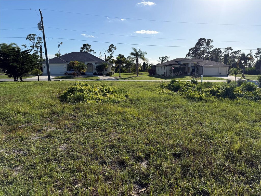 Photo of 81 Pine Valley Ct, Rotonda West, FL 33947 (MLS # D6148811)