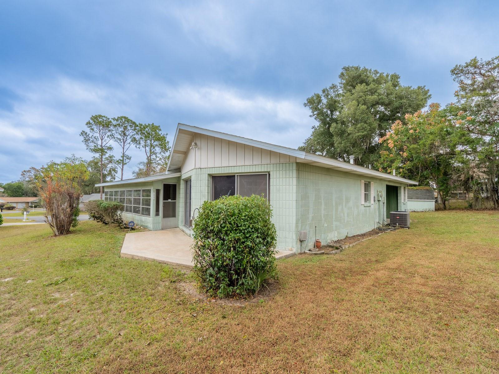 SILVER SPGS SHORES UN 315 - Residential