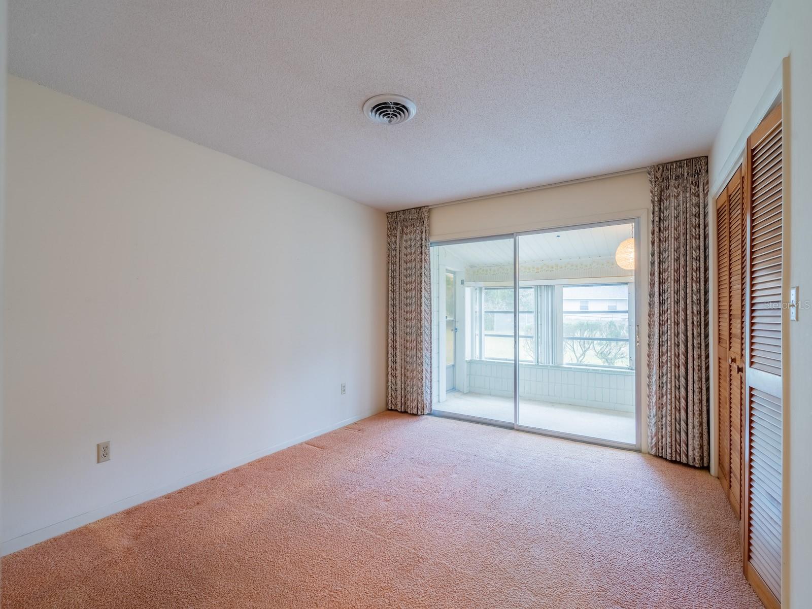 SILVER SPGS SHORES UN 315 - Residential