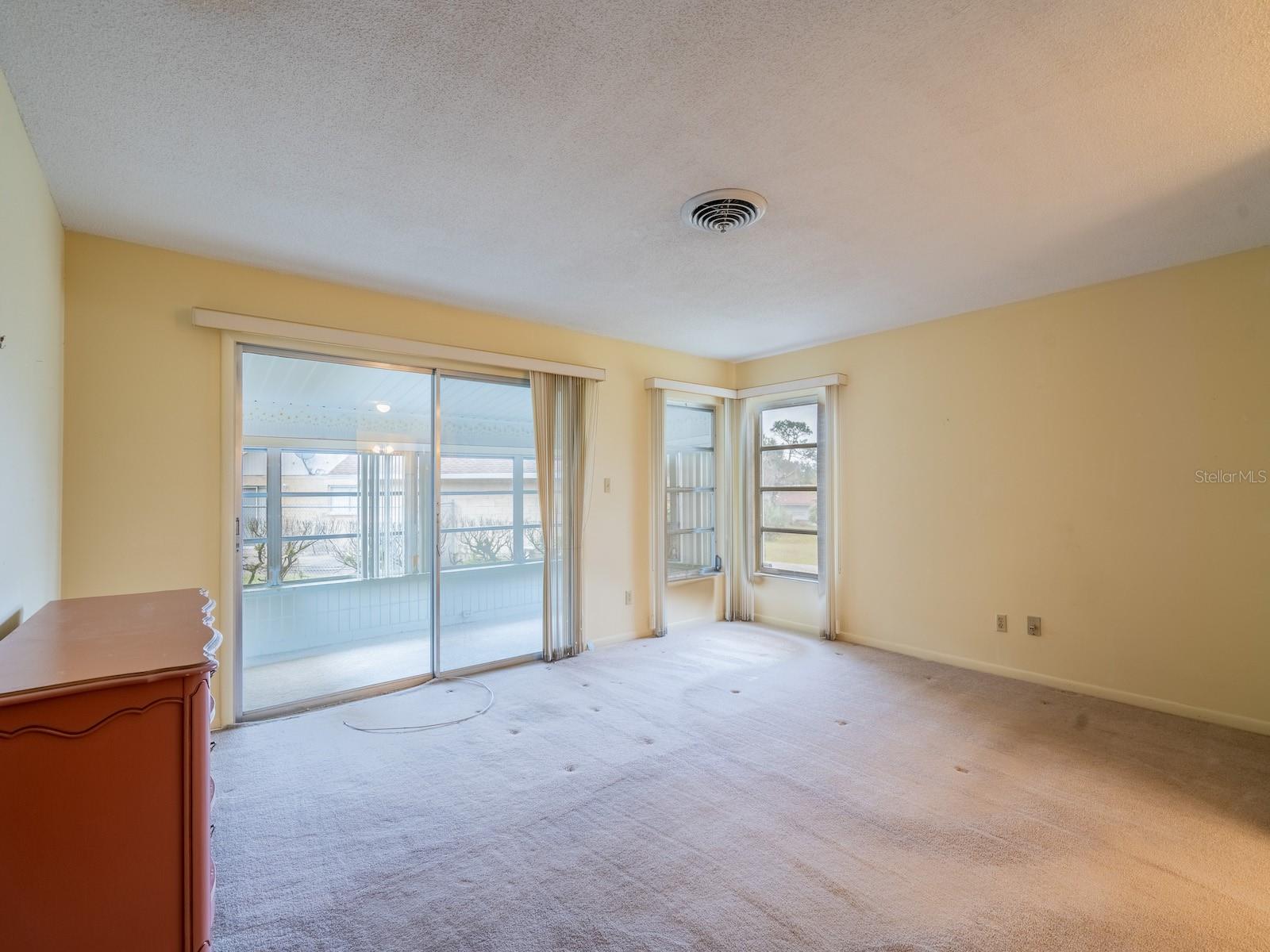 SILVER SPGS SHORES UN 315 - Residential