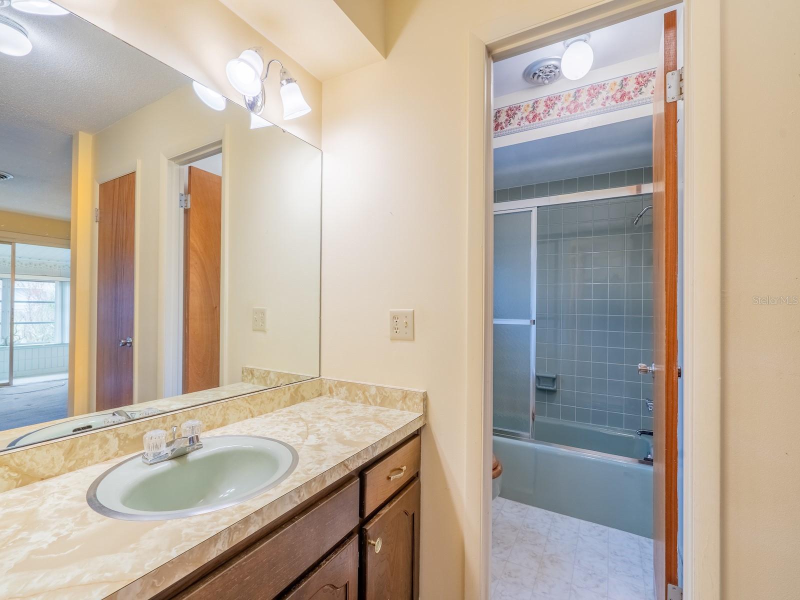 SILVER SPGS SHORES UN 315 - Residential