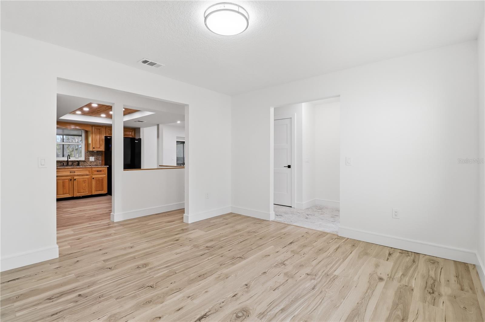 VILLAGE PICARDY - Residential