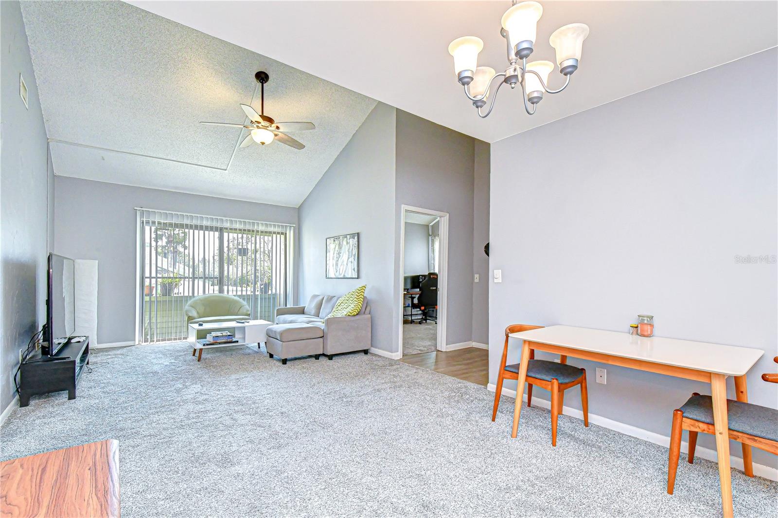 CARROLLWOOD VILLAGE PINE LAKE - Residential