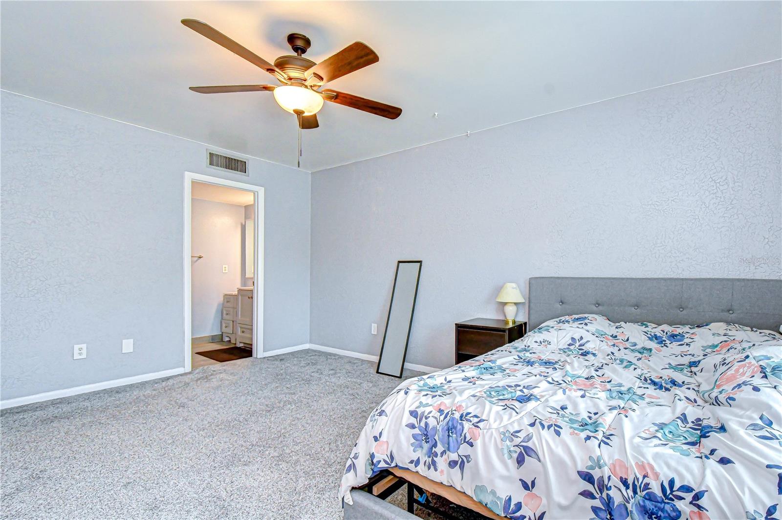 CARROLLWOOD VILLAGE PINE LAKE - Residential