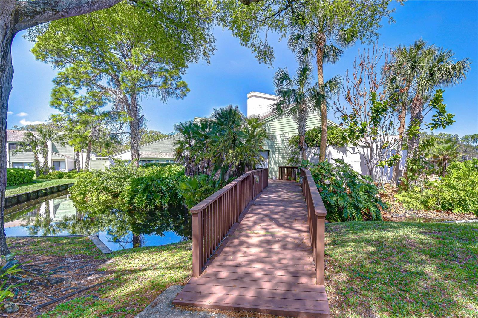 CARROLLWOOD VILLAGE PINE LAKE - Residential