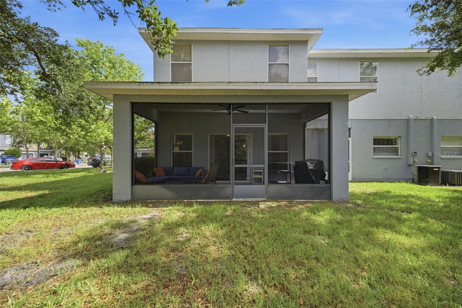 AMBERLY OAKS TWNHMS - Residential