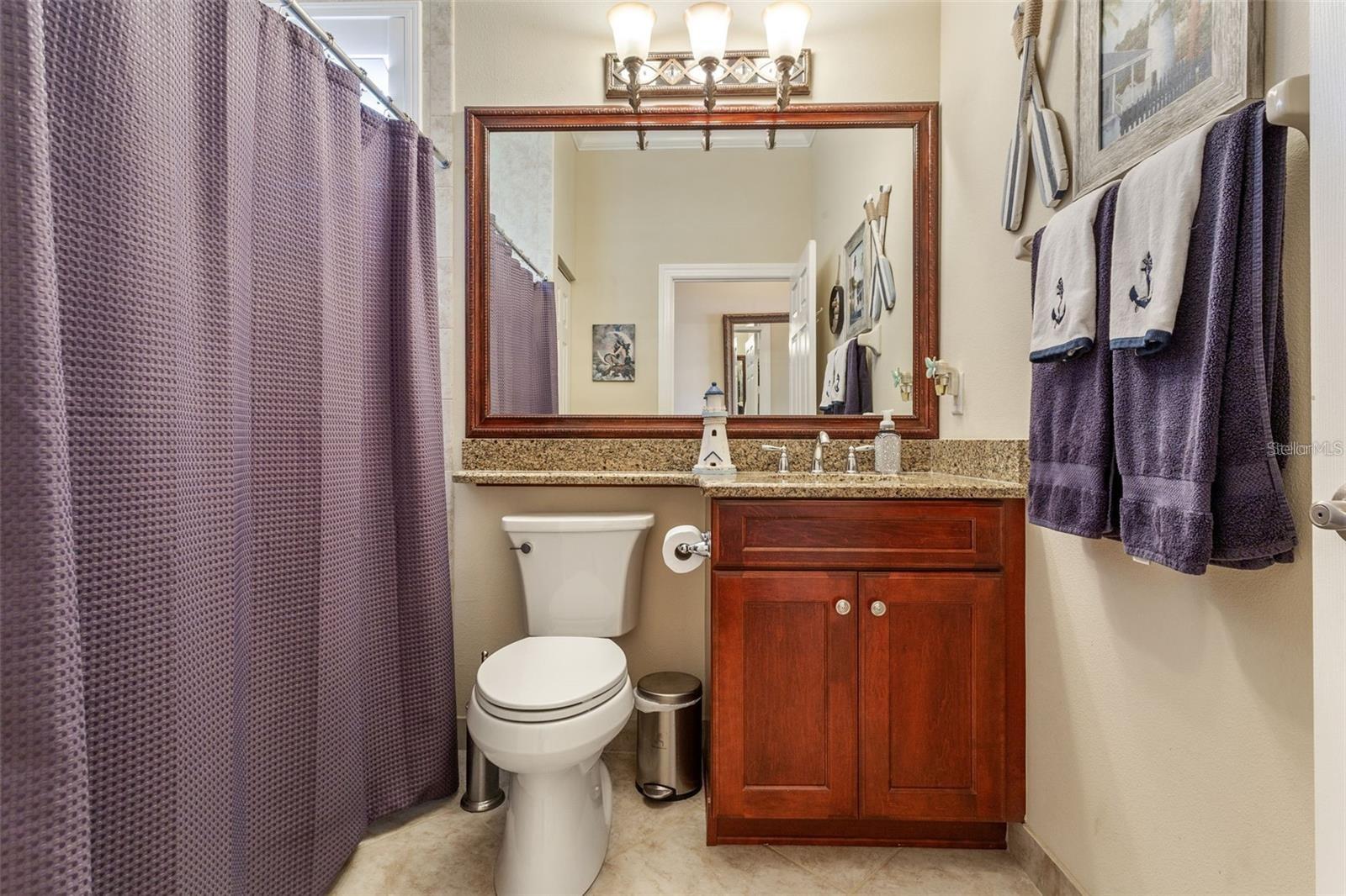 VALENCIA LAKES - Residential