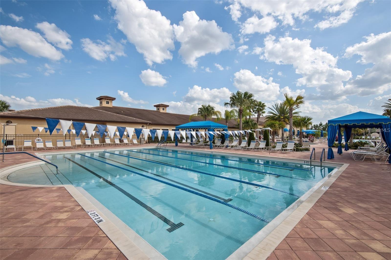 VALENCIA LAKES - Residential