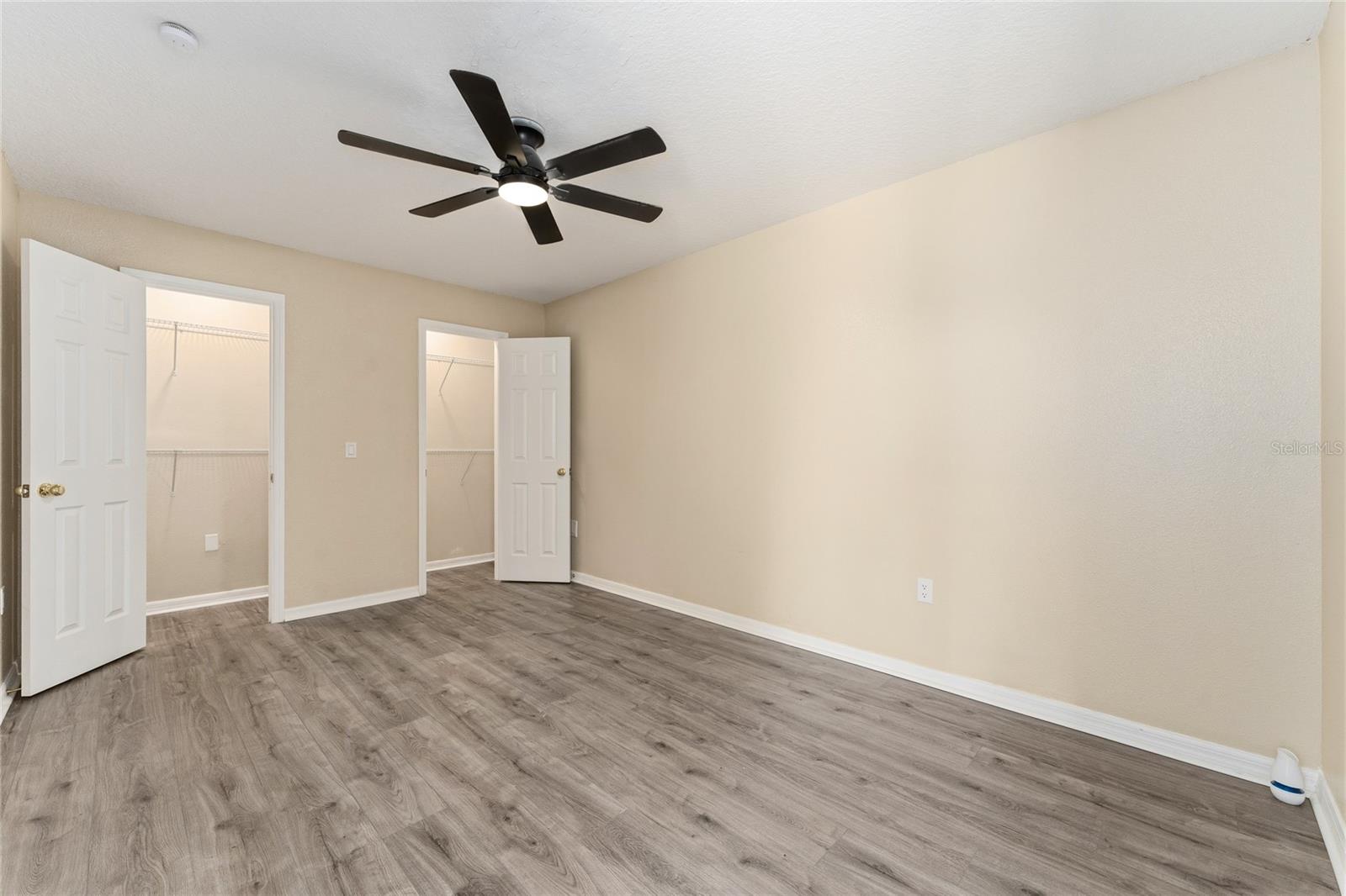 STONEWOOD CROSSINGS PH 01 - Residential