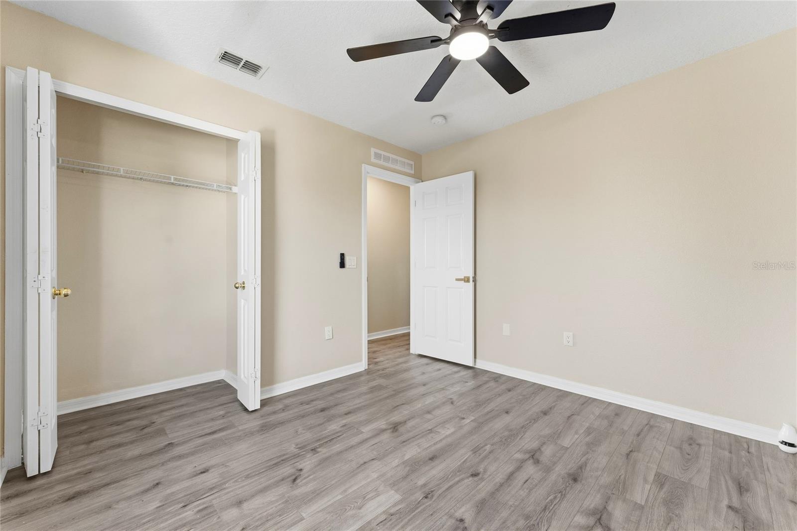 STONEWOOD CROSSINGS PH 01 - Residential