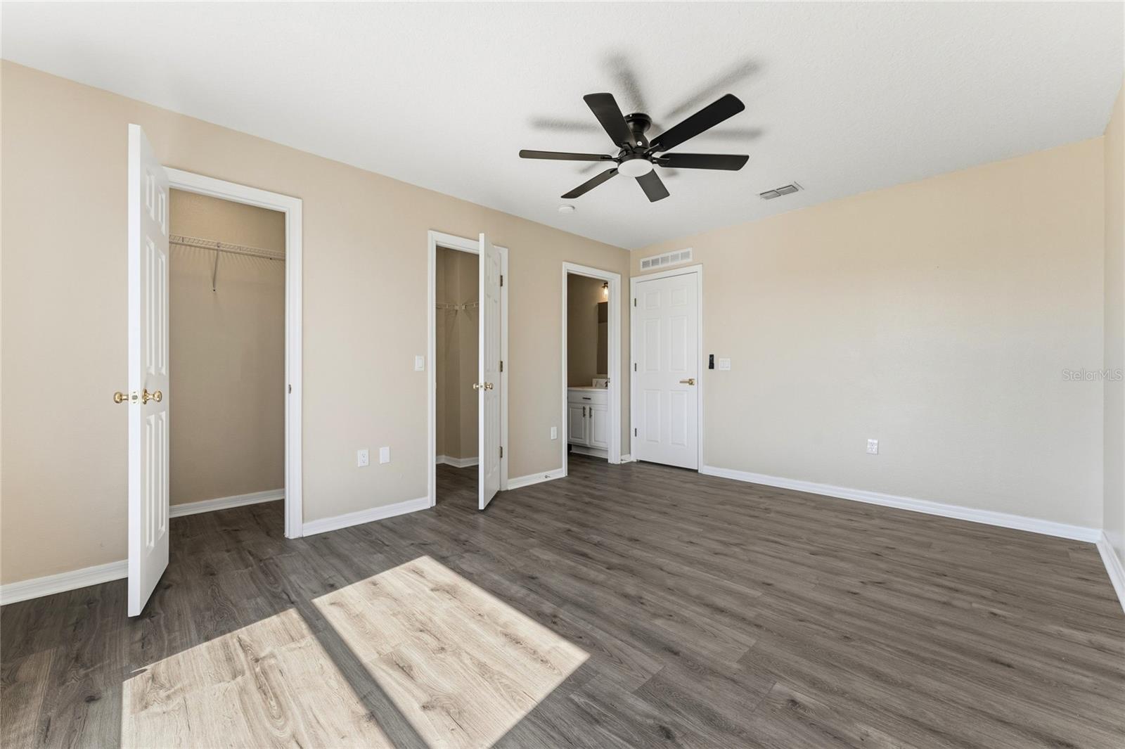 STONEWOOD CROSSINGS PH 01 - Residential